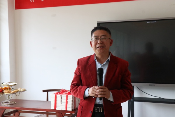 柳春蕊教授.JPG